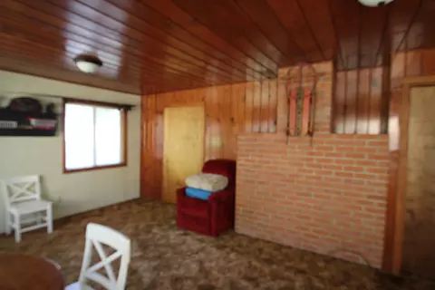 Living - 1771 James Dr, Springville, CA 93265 photo 4 of 5