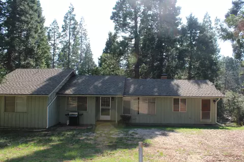 1771 James Dr, Springville, CA 93265