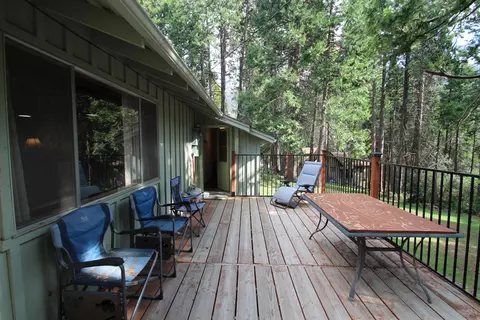 Exterior - 1771 James Dr, Springville, CA 93265 photo 3 of 15