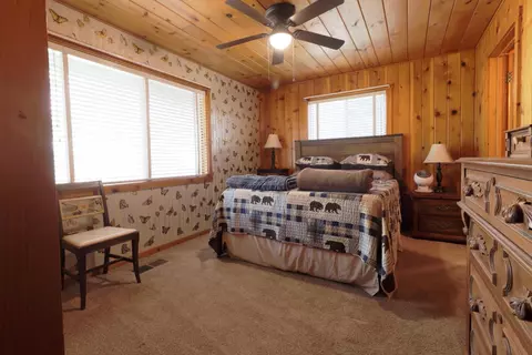 Bedroom - 1771 James Dr, Springville, CA 93265 photo 1 of 3