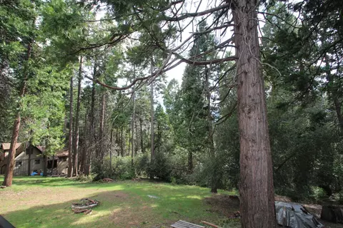 Exterior - 1771 James Dr, Springville, CA 93265 photo 6 of 15