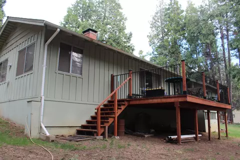 Exterior - 1771 James Dr, Springville, CA 93265 photo 12 of 15