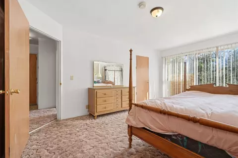 Bedroom - 697 Loop Dr, Springville, CA 93265 photo 3 of 8