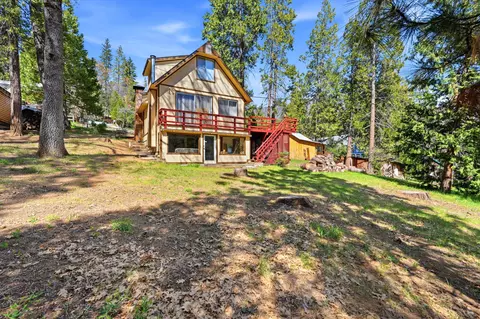 Exterior - 697 Loop Dr, Springville, CA 93265 photo 11 of 14
