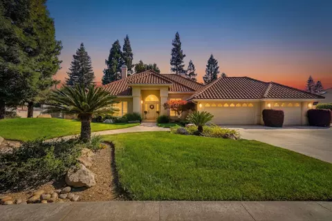 3403 E Vassar Ct, Visalia, CA 93292