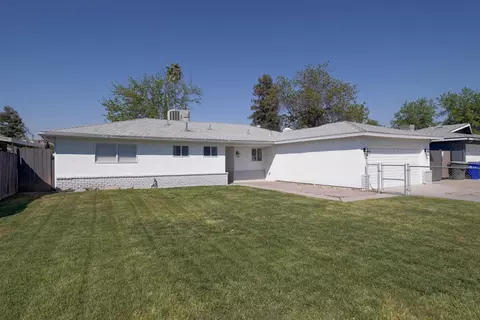 1690 W Kanai Ave, Porterville, CA 93257