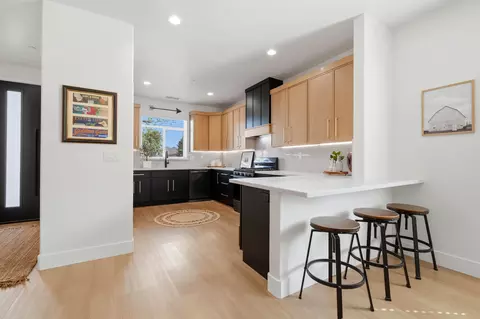 Kitchen - 1370 Meadow Ave, Exeter, CA 93221 photo 1 of 6