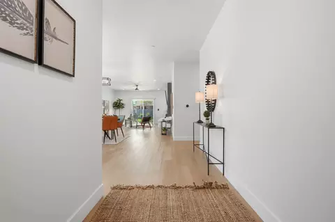 Entry Way - 1370 Meadow Ave, Exeter, CA 93221 photo 1 of 4