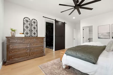 Bedroom - 1370 Meadow Ave, Exeter, CA 93221 photo 12 of 13