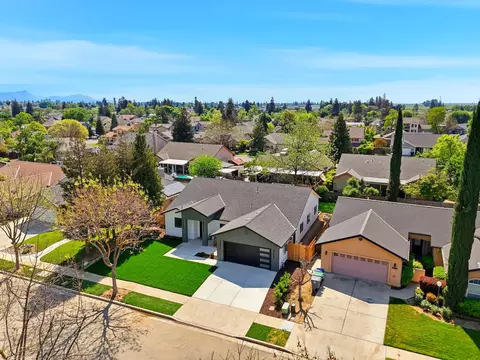 View/Area - 1370 Meadow Ave, Exeter, CA 93221 photo 3 of 9