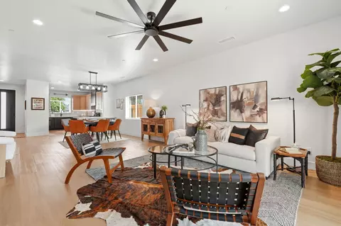 Living - 1370 Meadow Ave, Exeter, CA 93221 photo 2 of 5