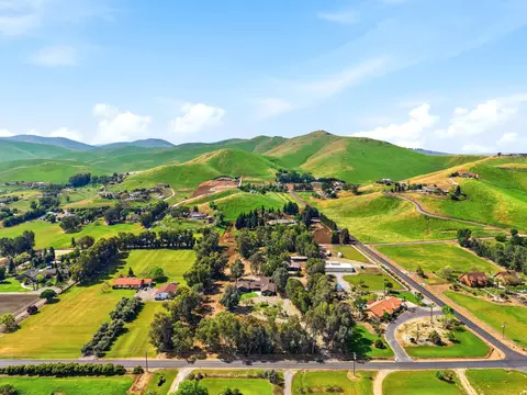 View/Area - 31153 Palm Dr, Exeter, CA 93221 photo 7 of 14