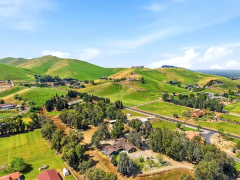 View/Area - 31153 Palm Dr, Exeter, CA 93221 photo 5 of 14