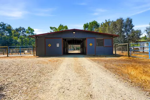 Other - 31153 Palm Dr, Exeter, CA 93221 photo 29 of 33