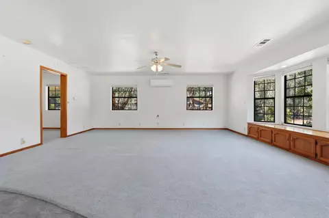 Living - 31153 Palm Dr, Exeter, CA 93221 photo 11 of 15