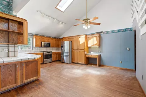 Kitchen - 31153 Palm Dr, Exeter, CA 93221 photo 1 of 9
