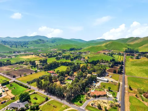 View/Area - 31153 Palm Dr, Exeter, CA 93221 photo 8 of 14