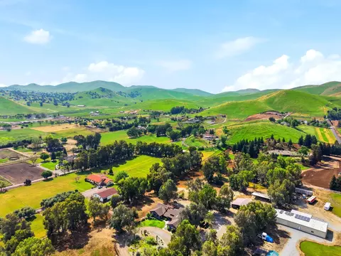 View/Area - 31153 Palm Dr, Exeter, CA 93221 photo 3 of 14