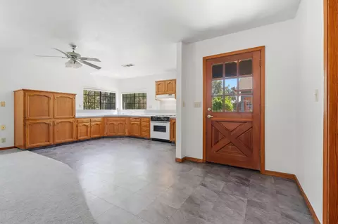 Entry Way - 31153 Palm Dr, Exeter, CA 93221 photo 6 of 6