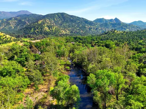 N Kaweah River Drive, Three Rivers, CA 93271 photo 16