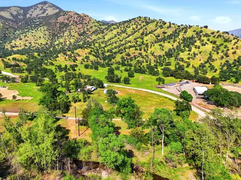 N Kaweah River Drive, Three Rivers, CA 93271 photo 9