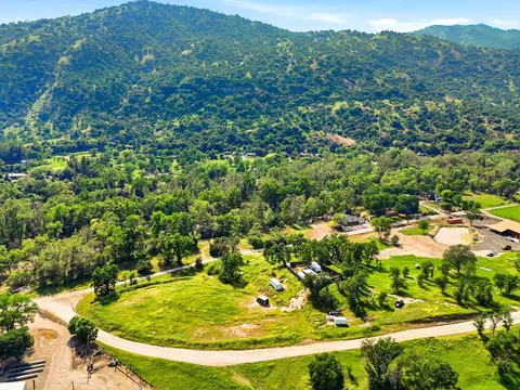 N Kaweah River Drive, Three Rivers, CA 93271 photo 14