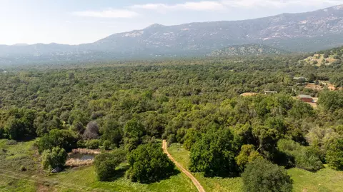 43666 Balch Park Rd, Springville, CA 93265