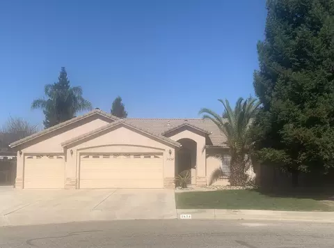 2634 W Modoc Ct, Visalia, CA 93291