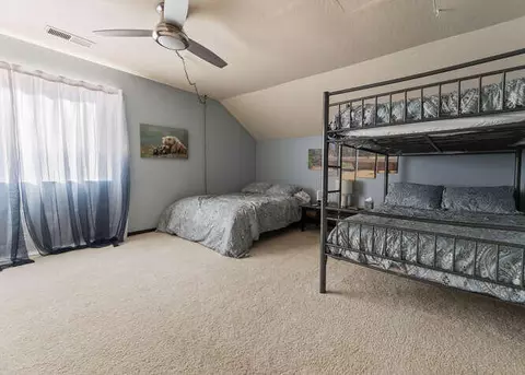Bedroom - 43812 S Fork Dr, Three Rivers, CA 93271 photo 2 of 6
