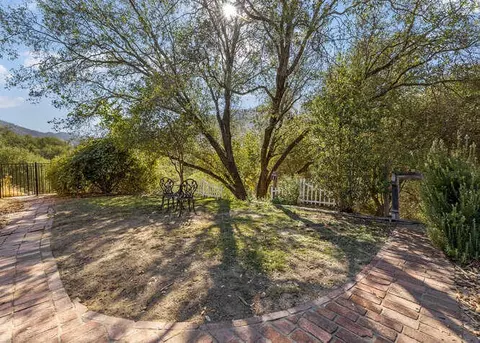 Exterior - 43812 S Fork Dr, Three Rivers, CA 93271 photo 8 of 9