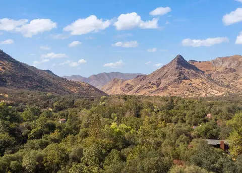 43812 S Fork Dr, Three Rivers, CA 93271