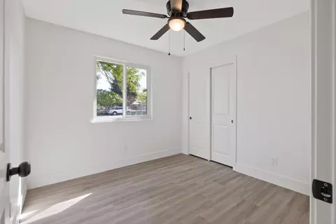 Bedroom - 15882 Edmiston Ave, Ivanhoe, CA 93235 photo 1 of 4