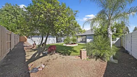 Exterior - 2323 E Hillcrest Ave, Visalia, CA 93292 photo 8 of 12