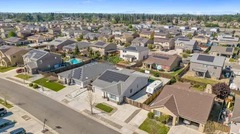 View/Area - 4002 E Cypress Ave, Visalia, CA 93292 photo 3 of 6