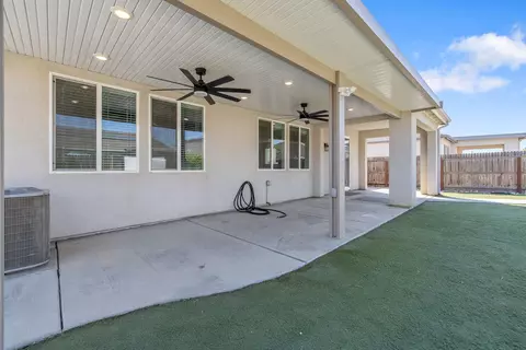 Exterior - 4002 E Cypress Ave, Visalia, CA 93292 photo 11 of 11