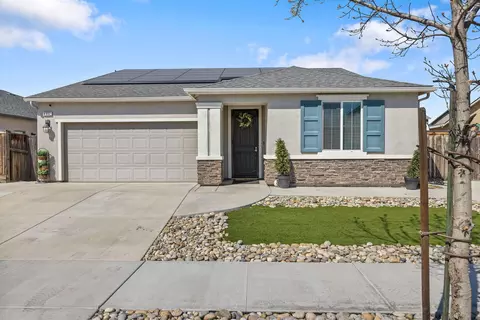 4002 E Cypress Ave, Visalia, CA 93292