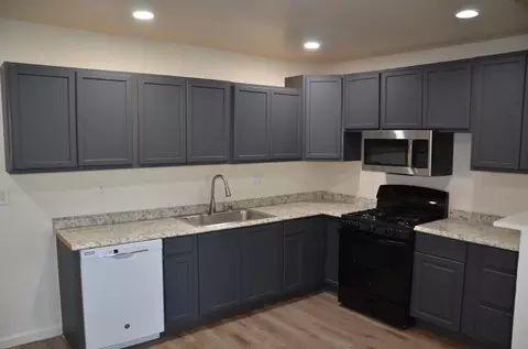 Kitchen - 237 Smith Ave, Lemoore, CA 93245 photo 1 of 2