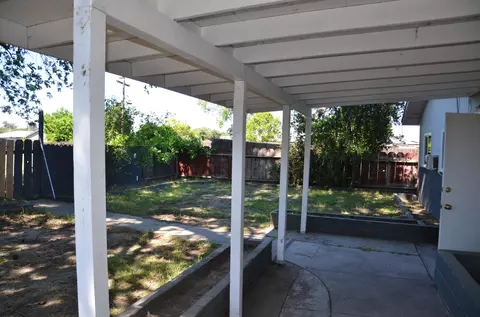 Exterior - 237 Smith Ave, Lemoore, CA 93245 photo 2 of 6
