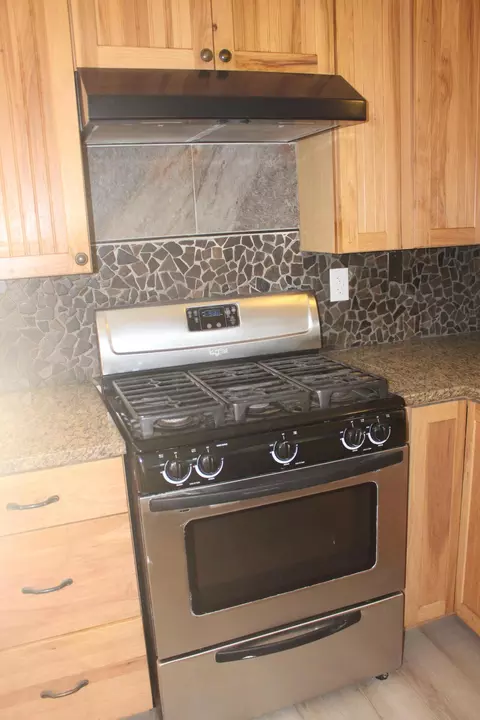 Kitchen - 307 N Orange Ave, Exeter, CA 93221 photo 3 of 10