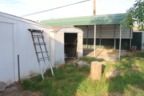 Exterior - 307 N Orange Ave, Exeter, CA 93221 photo 7 of 20