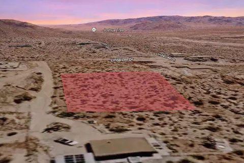 Linda Lee Dr, Yucca Valley, CA 92284