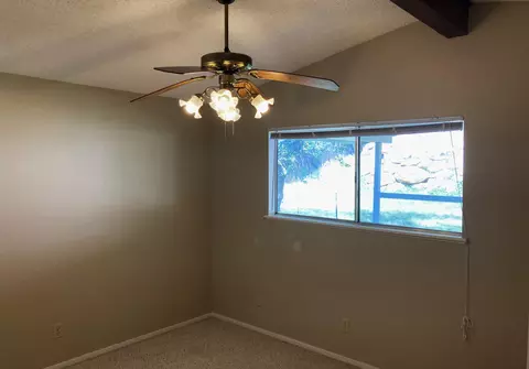 Bedroom - 43669 Skyline Dr, Three Rivers, CA 93271 photo 2 of 3