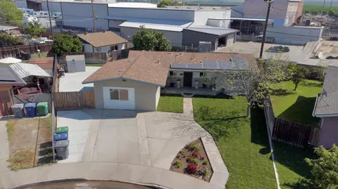 View/Area - 113 Bryant Ct, Exeter, CA 93221 photo 1 of 3
