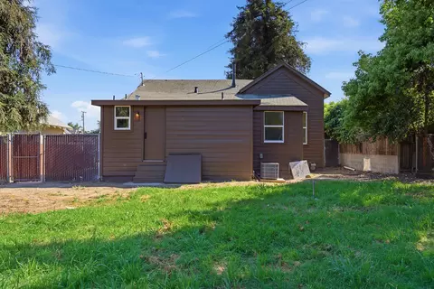 Exterior - 2232 Gaither St, Selma, CA 93662 photo 6 of 6