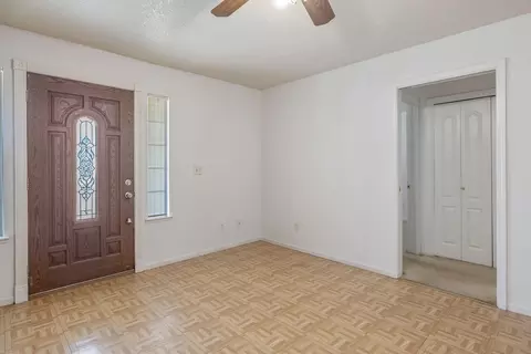 Living - 16808 Palmer Ave, Huron, CA 93234 photo 15 of 15