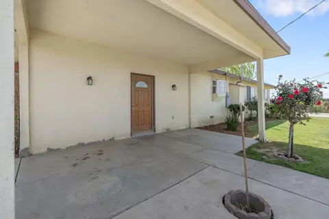 Exterior - 16808 Palmer Ave, Huron, CA 93234 photo 12 of 19
