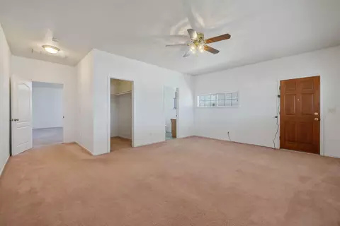 Living - 16808 Palmer Ave, Huron, CA 93234 photo 14 of 15