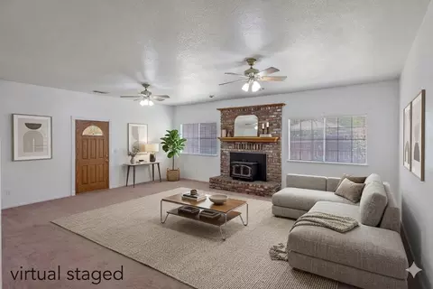 Living - 16808 Palmer Ave, Huron, CA 93234 photo 9 of 15