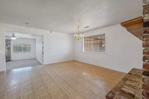 Living - 16808 Palmer Ave, Huron, CA 93234 photo 4 of 15