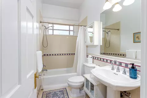 Bath - 40926 Old Three Rivers Rd, Three Rivers, CA 93271 photo 3 of 3